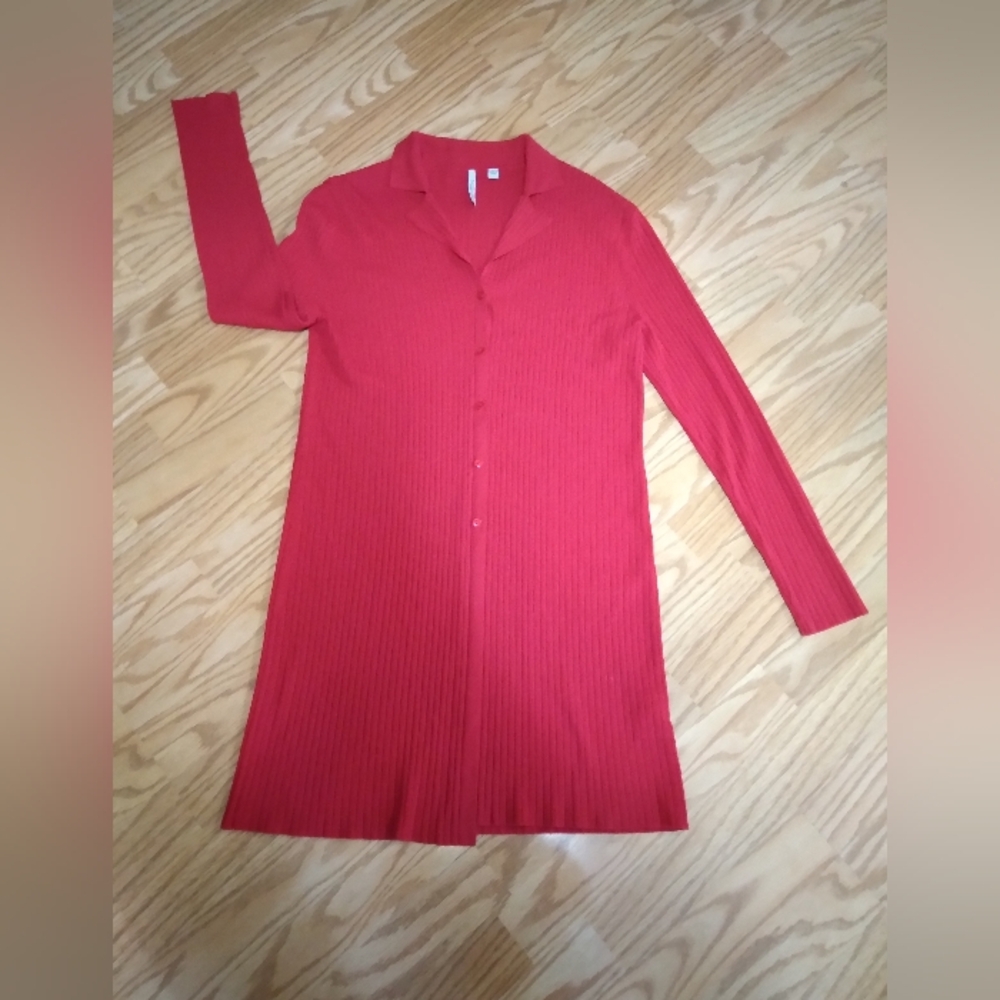 Venini Cardigan. L. Red